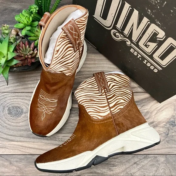 NIB Dan Post Dingo Safari Haircalf Western Cowboy Sneaker Boots Tan Zebra 9M